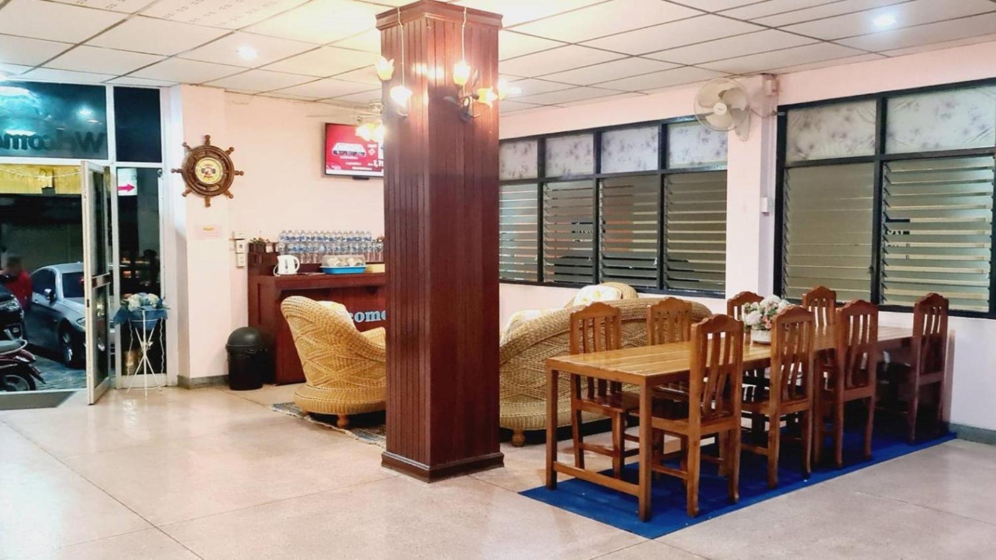 Royal Land Mae Klong Hotel Samut Songkhram Exterior foto