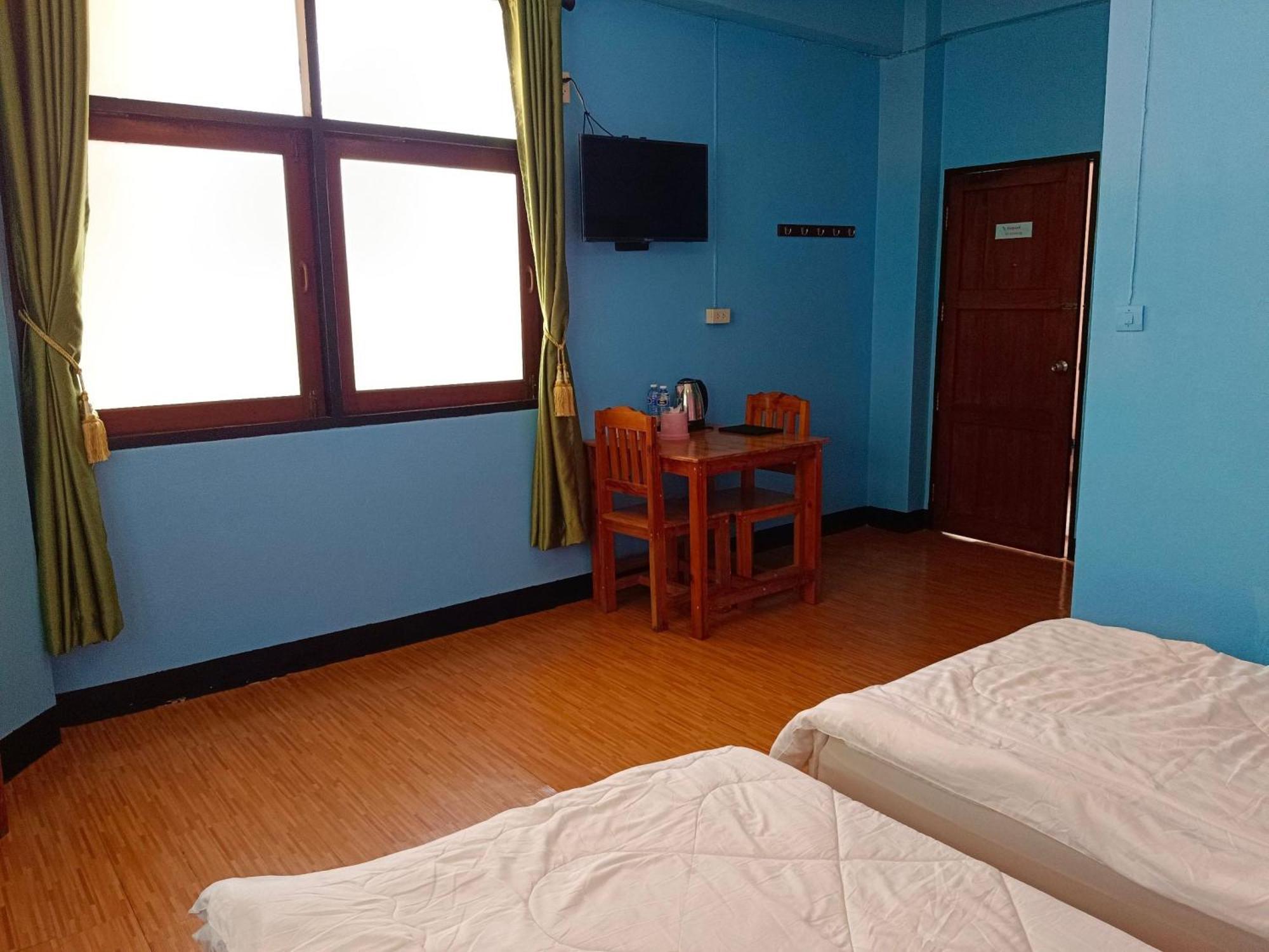 Royal Land Mae Klong Hotel Samut Songkhram Exterior foto
